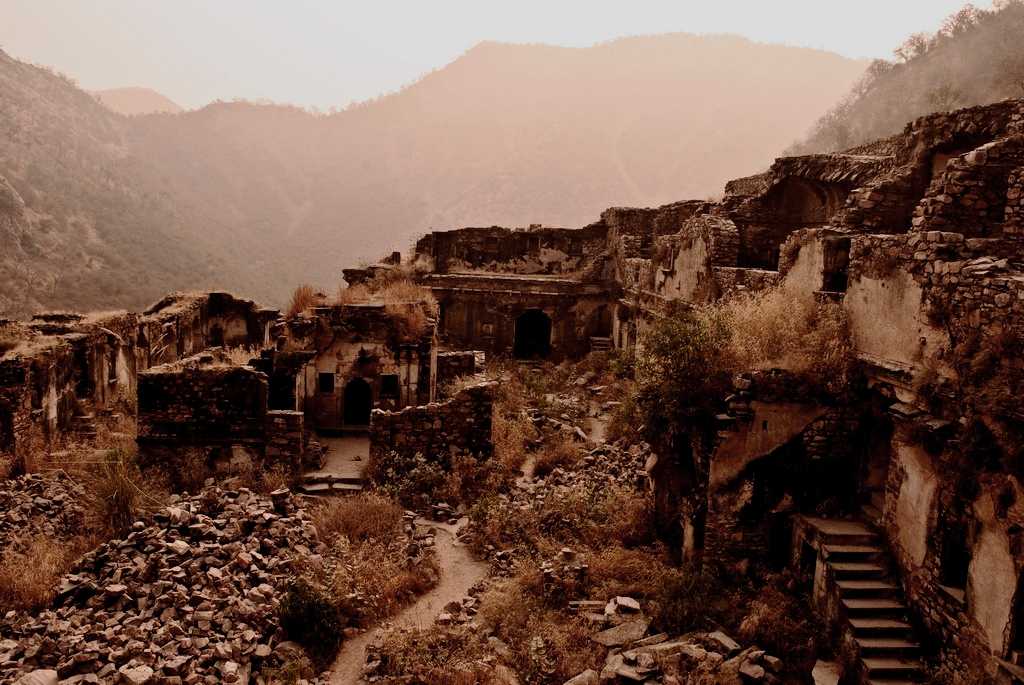 Bhangarh, Haunted fort in Rajasthan India