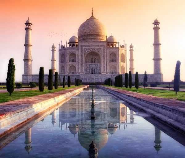 Taj Mahal, Agra , Uttar Pradesh Taj Mahal, Agra, One Day trip from delhi