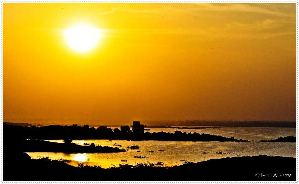Himayat Sagar Lake near Hyderabad (Picture Credits- Hasnain Ali)
