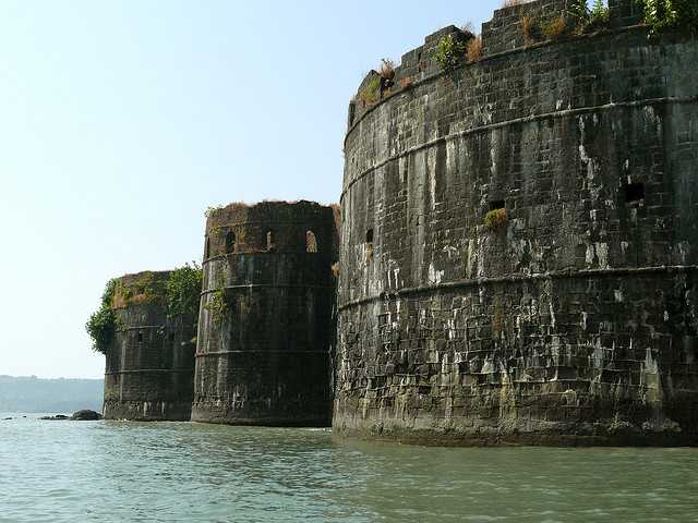 Jangira Fort, weekend getaways from mumbai