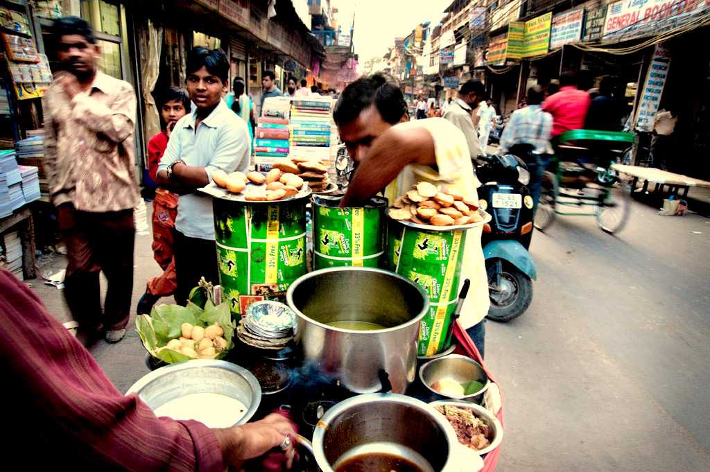 Kolkata Street Food |20 Famous Food Of Kolkata | Holidify