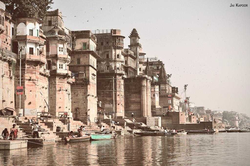 Varanasi, places to visit in november in india