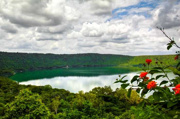 Lonar Crater Lake offbeat trip maharashtra india