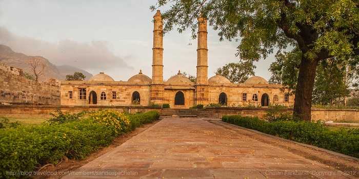 Champaner- Pavagadh unexplored offbeat travel option