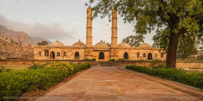 Champaner- Pavagadh unexplored offbeat travel option