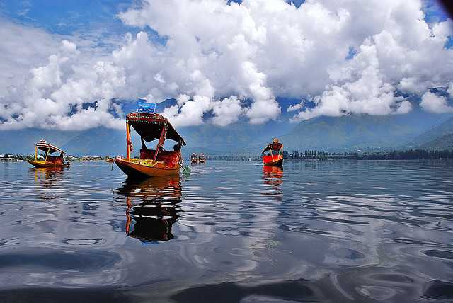 Dal Lake, Popular lakes in India