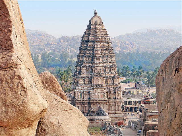 10 South Indian Temples That Every Indian Should Visit