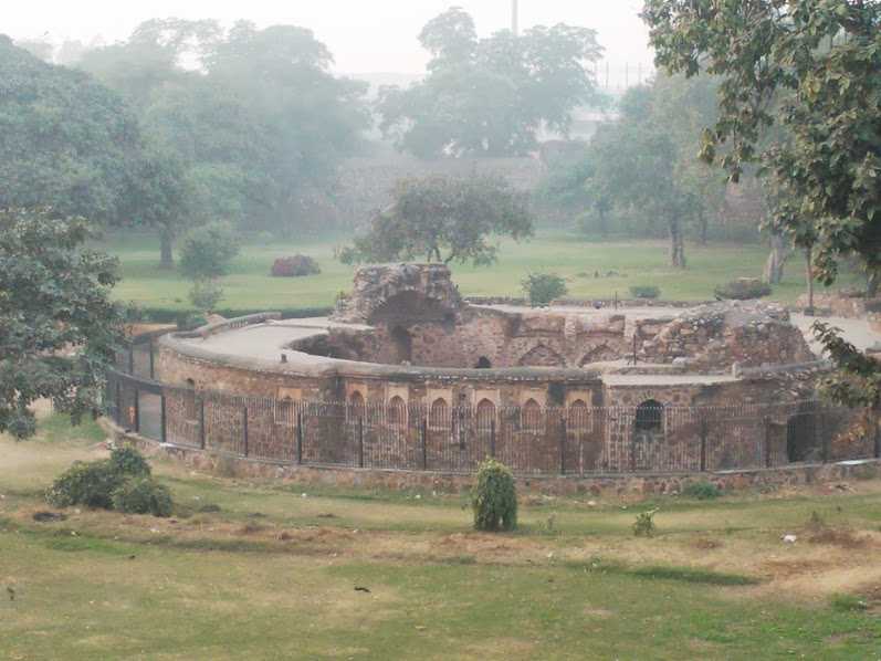 Circular Baoli, Feroz Shah Kotla, Delhi: Baoli in Delhi