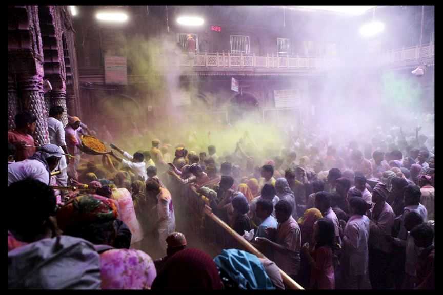 Vrindavan Holi, holi in vrindavan