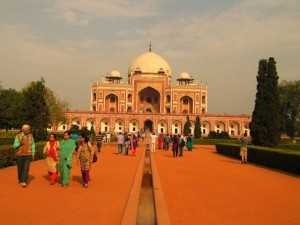 7. tourists  near Humayun's tomb