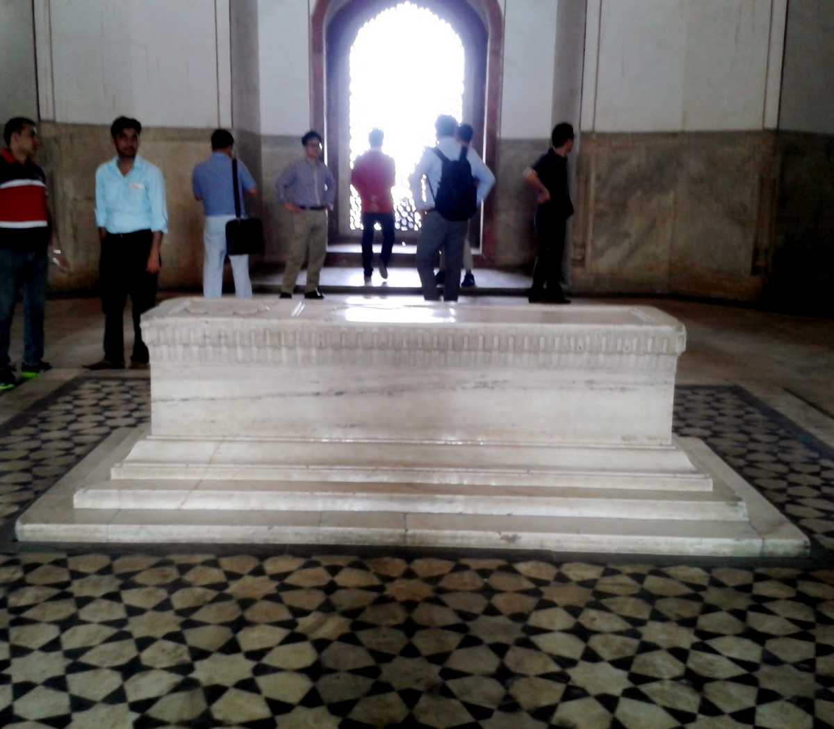 The tomb, constructed above the original tomb, Delhi The tomb, constructed above the original tomb, Delhi