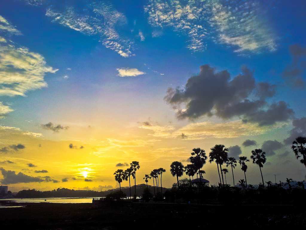 Powai Lake, places to visit in Mumbai during monsoon, Monsoon in mumbai