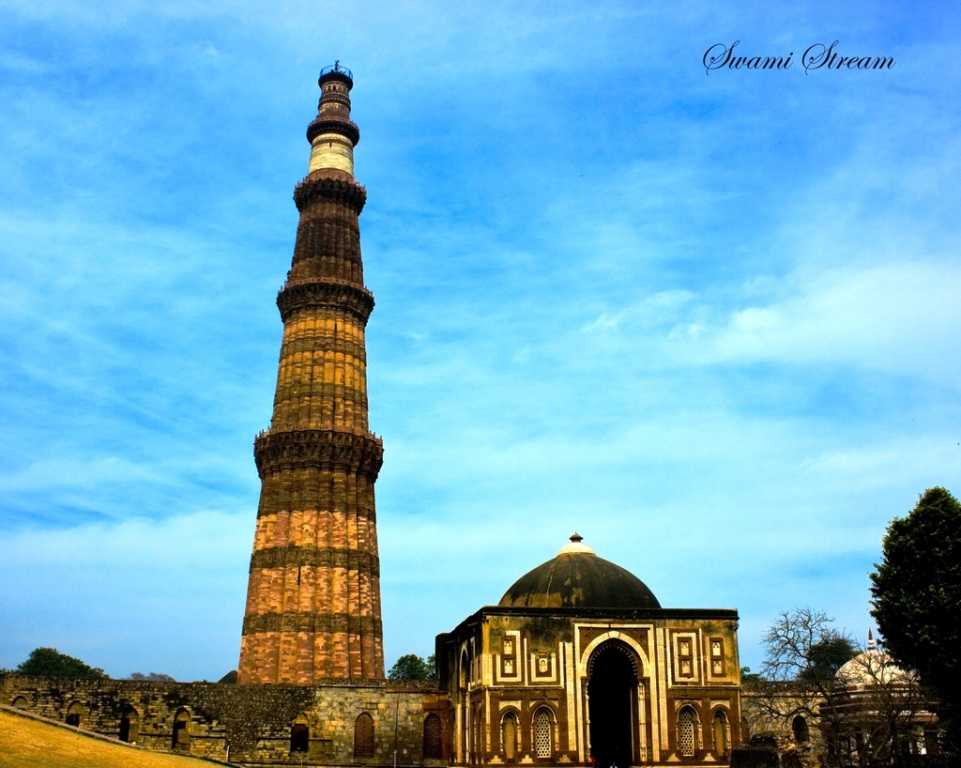 Qutb Minar complex Monuments