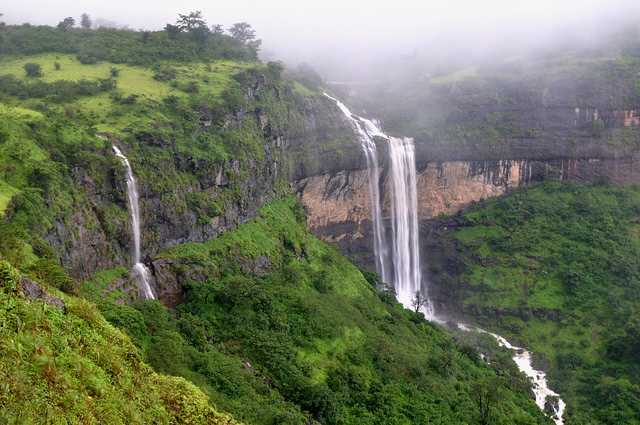 Malshej Ghat ,things to do with friends neasr Mumbai 