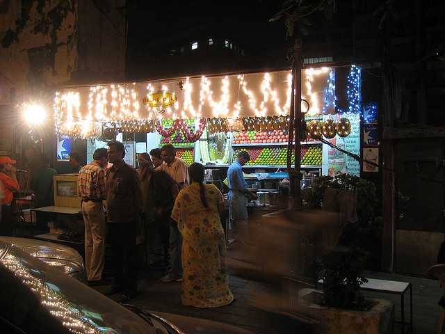 Bachelorr's Ice Cream, Nightlife in Mumbai