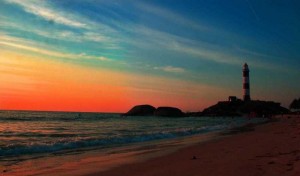 Mangalore-beach-and-lighthouse