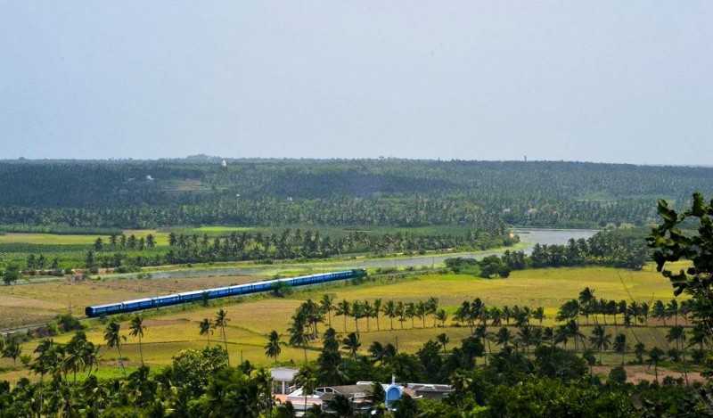 Train passing at Chunkankadai (Source)