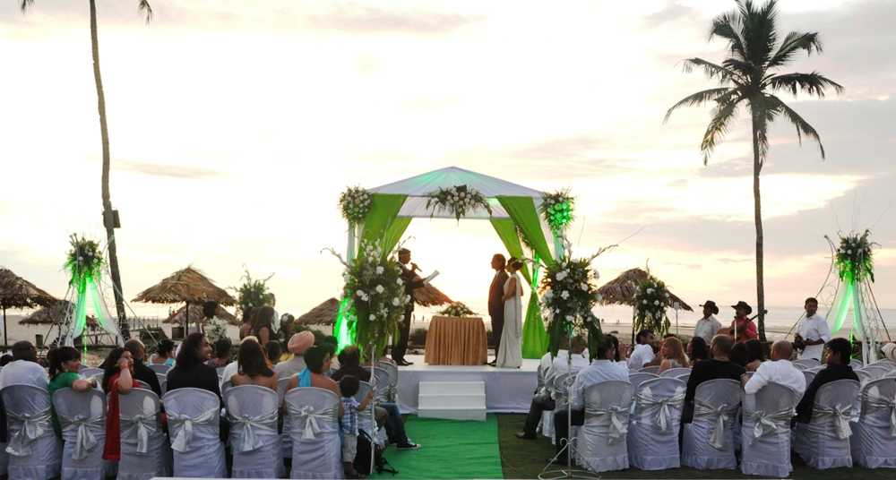 Destination weddings in india on Goa beach