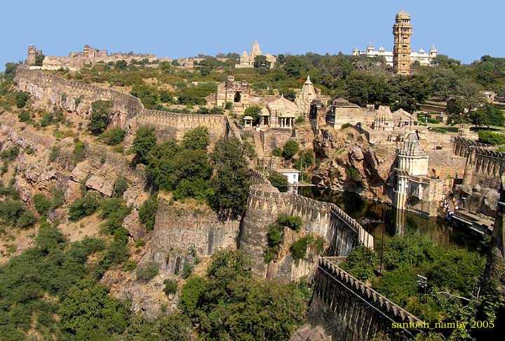 Chittorgarh Fort,  Forts and palaces in India