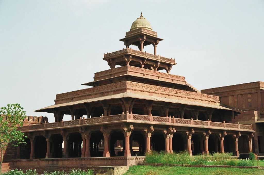 fatehpur sikri, Palaces in India