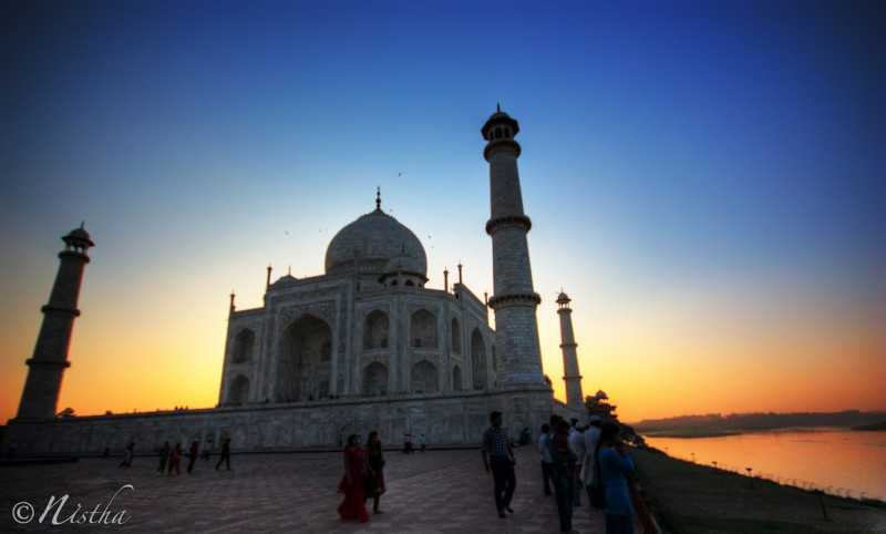 Sunset at Taj Mahal