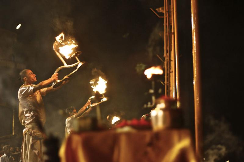 October 26 – The evening prayers of Varanasi