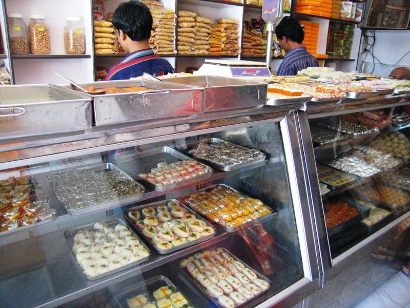 Kanpur sweets, Uttar Pradesh Food (Source)