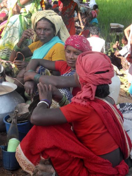 Tribal women in Tokapal Market