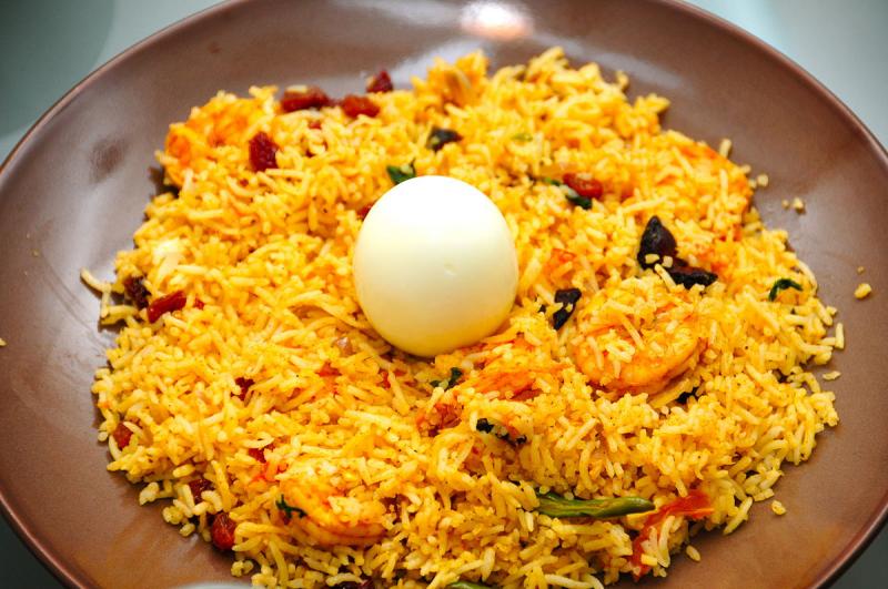 1200px-Shrimp_Biriyani
