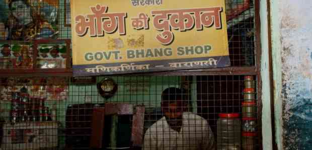A Hippies' Guide to Varanasi