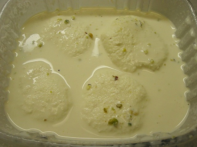 Ras-Malai, Vegetarian Restaurants in Delhi