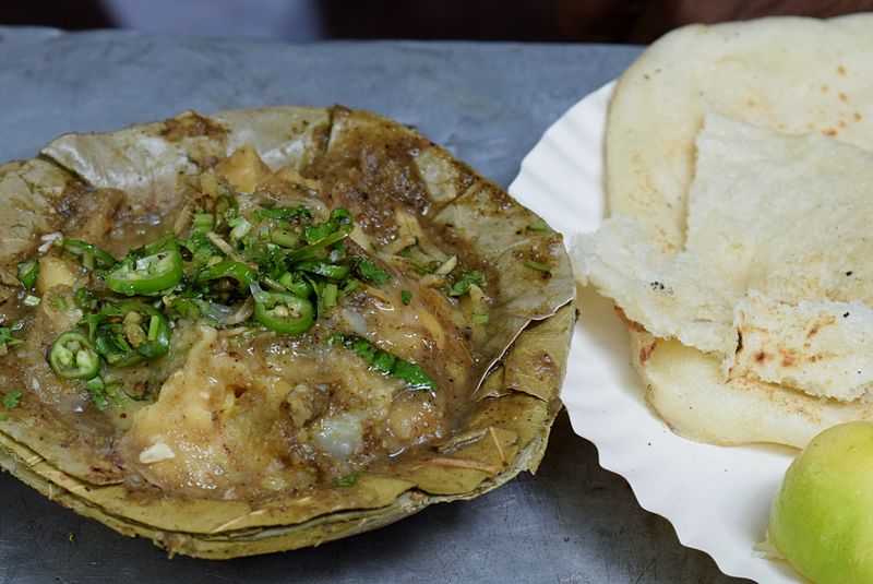 Chhole_Kulche_in_Delhi, Delhi Street Food