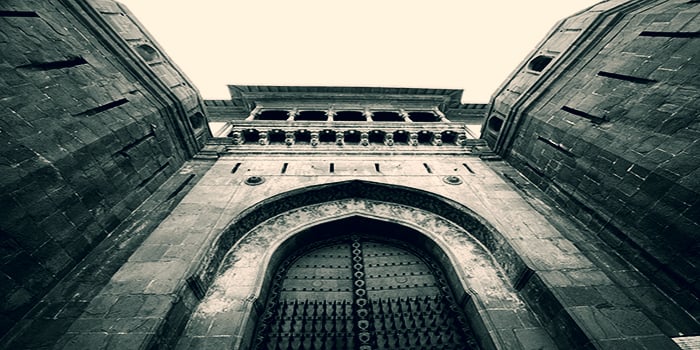The imposing gateway of Shaniwarwada Fort. courtesy: Vargis Khan