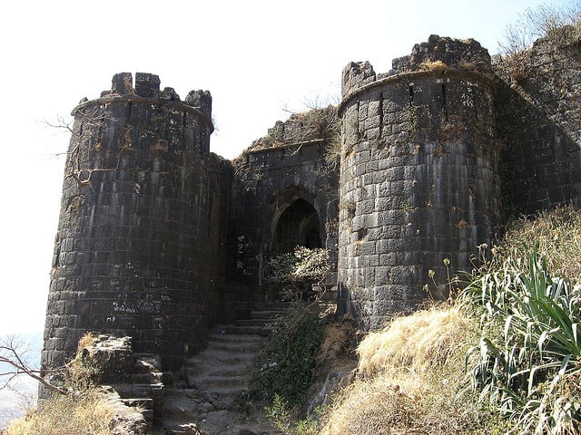 12 Haunted Places In Pune Real Ghost Stories - 