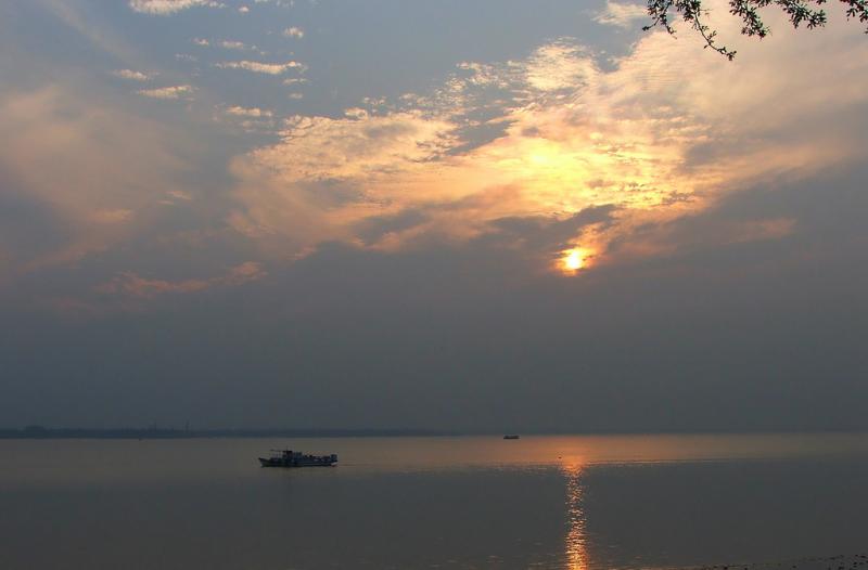 Raichak, Romantic Getaways from Kolkata, Romantic Places Near Kolkata, Valentine's Day