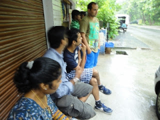 Down we sat, to have a hot chai and biscuits, before our 6 hour long trek.