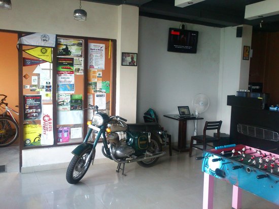 Cafe Refuel, Travel cafe