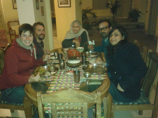 Rendezvous with the Guests over Dinner