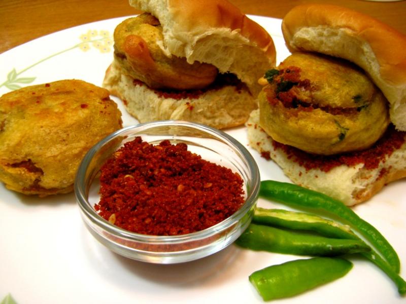 Vada Pav, Mumbai street food