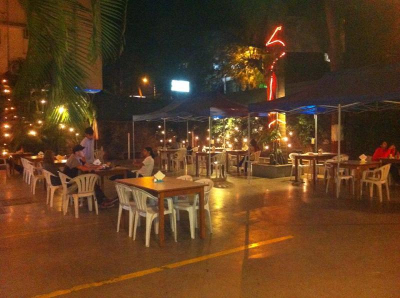 Yogi Tree Cafe | Travel cafe in Pune