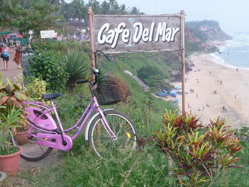 Cafe Del Mar, Travel cafe