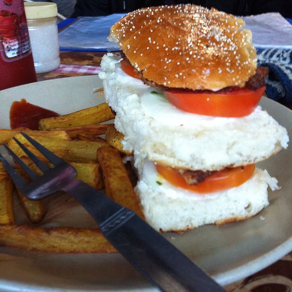 Gesmo Restaurant, Leh - A Travel cafe