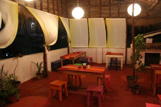 Travellers Cafe, A Travel Cafe in Pondicherry