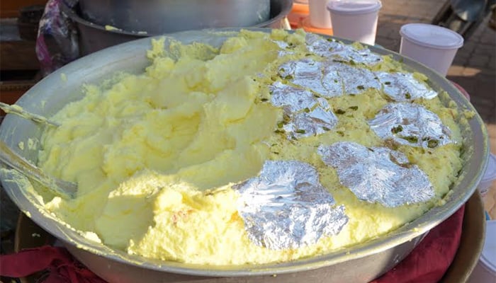 Makkhan Malai, Lucknow famous food