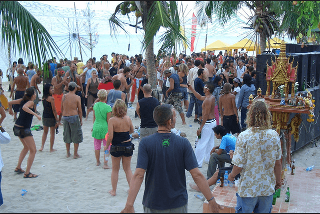 Party at a Goa Beach (Source)