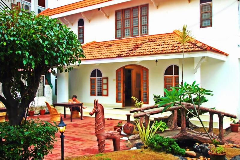 Vendanta wake up hostel, a backpackers hostel in India