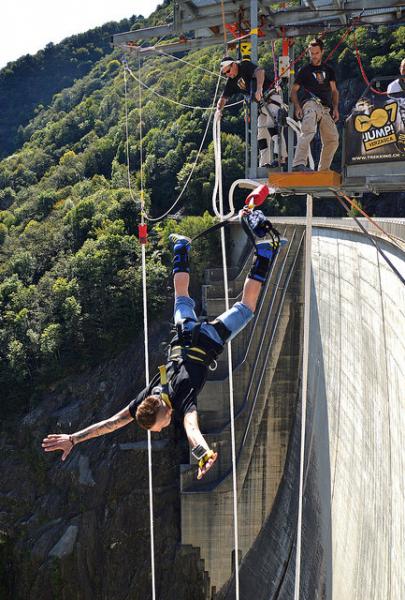 Bungee Jumping