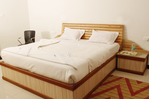 Bedroom in Woodlands residence, a backpackers hostel in India