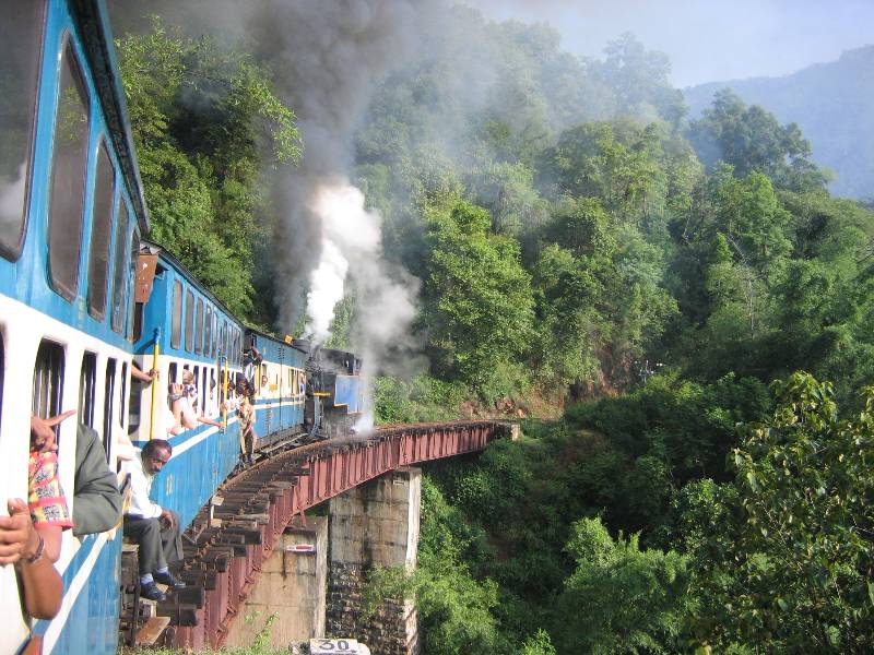 The Nilgiri Mountain railway - Mountain Railways of India