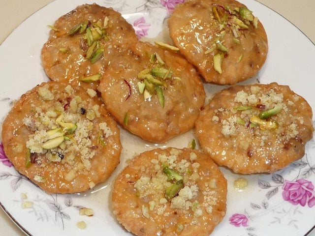 Mawa Kachori  Source,  Food of Rajasthan, Rajasthani Food